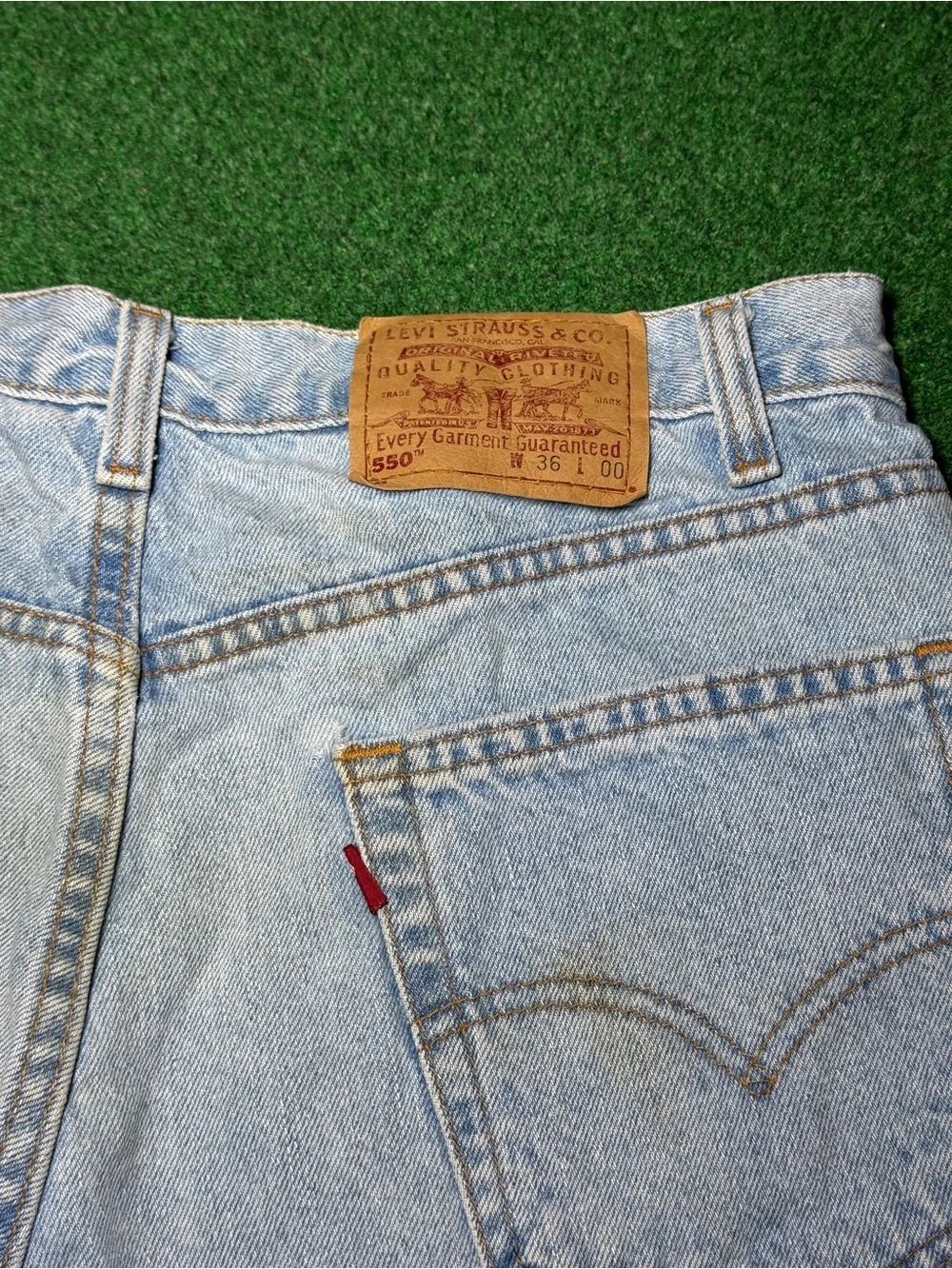 Levis Relaxed Fit Denim Shorts 36 550 Light Wash Jorts Baggy Vintage 90s